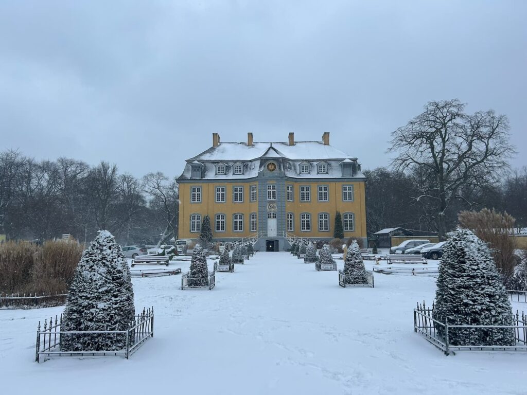 Wintermarkt im Februar bei Schloss Beck